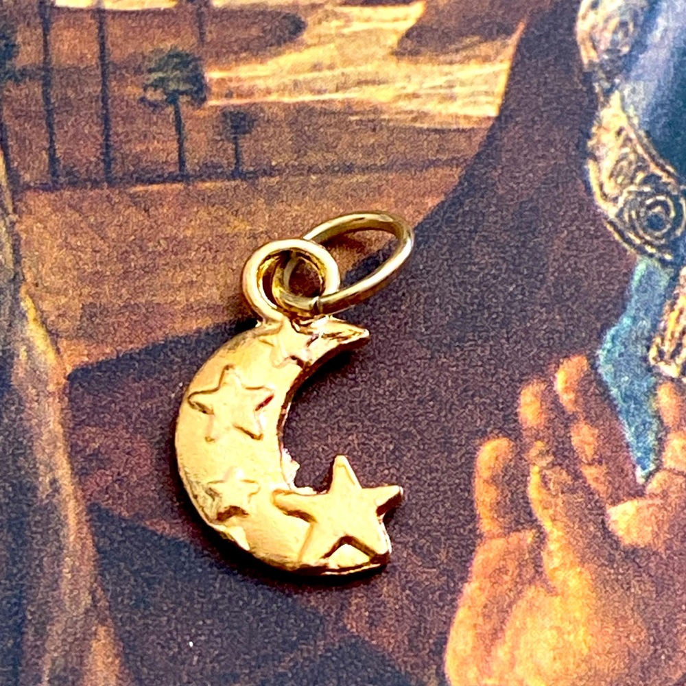 5/$10❤️❤️❤️NEW Rose Gold Tone Crescent Moon with Stars Charm Pendant
